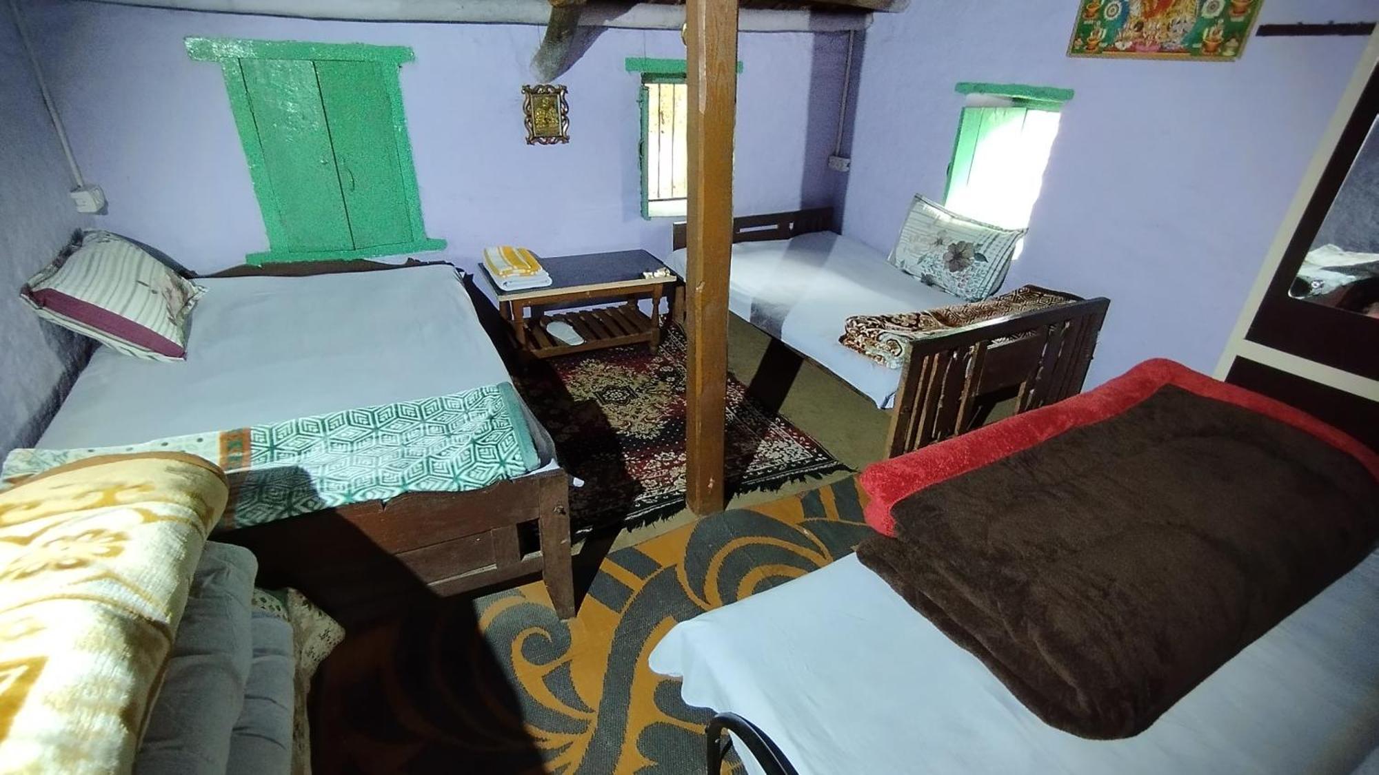 Dwarahat Village Farmstay- Babaji'S Cave Zimmer foto